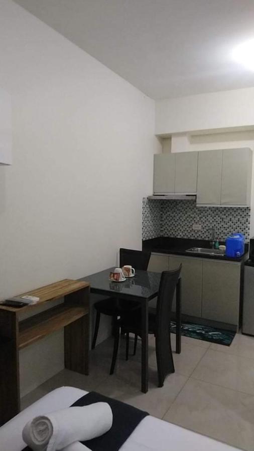 Affordable Makati Serviced Apartments Manila Exterior foto