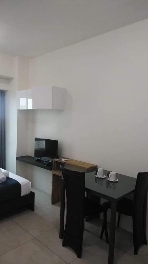 Affordable Makati Serviced Apartments Manila Exterior foto